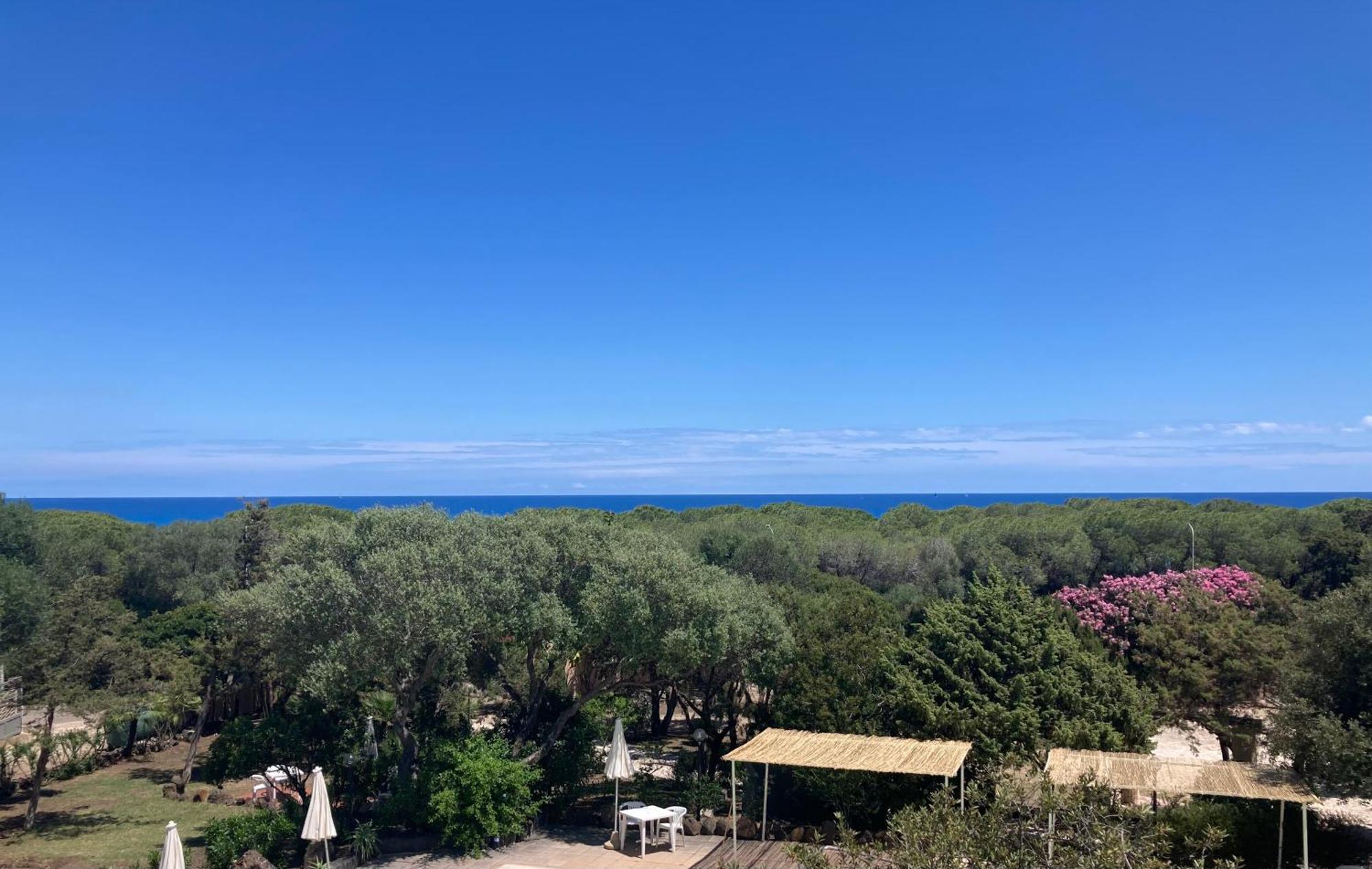 Hotel Fuile 'E Mare Cala Liberotto Exterior foto